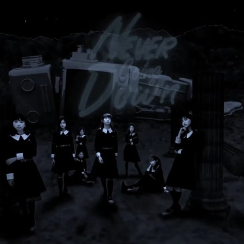 ไอดอลจากโลกรัตติกาล Never Going Down