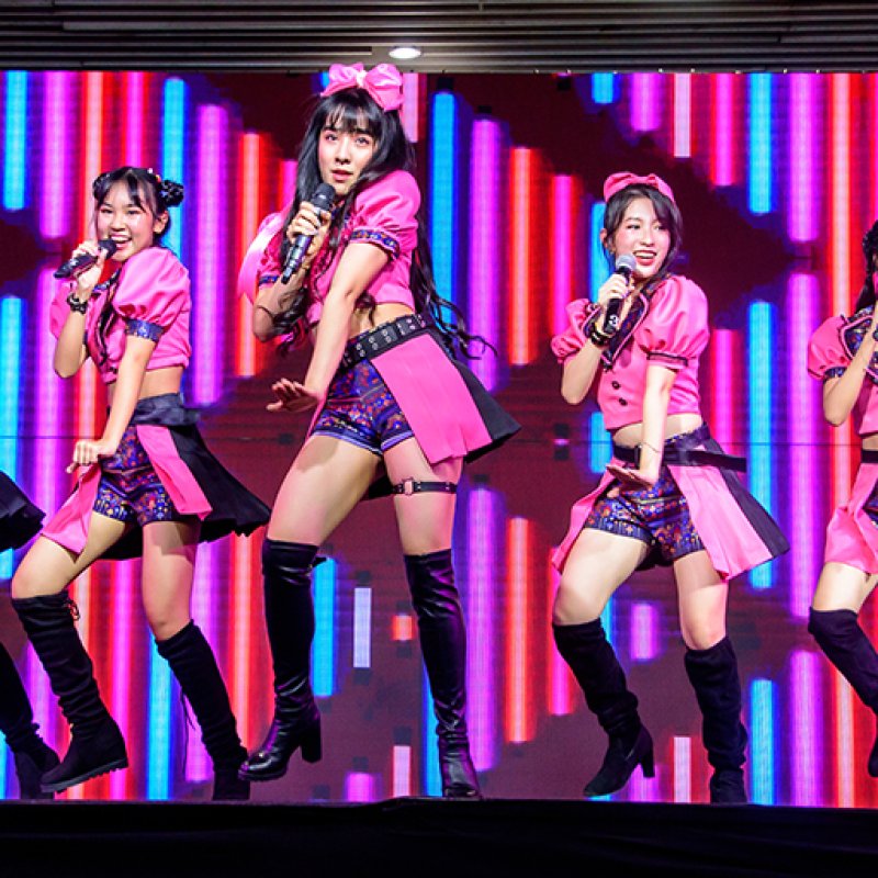 จุ๊บจุ๊บ ซิงเกิ้ลใหม่ของ 1stKizz หลังการเปลี่ยนสมาชิกครั้งใหญ่