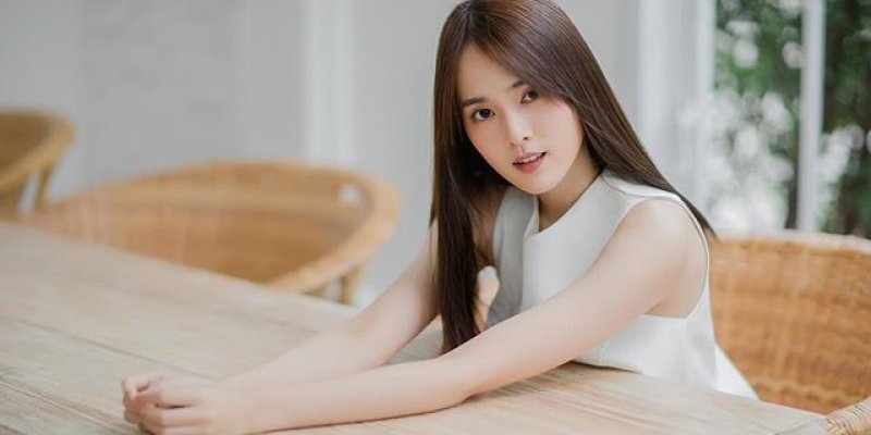 ประวัติ ออม BNK48