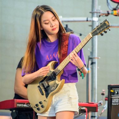 ลูกหวาย Lookwai Aliz