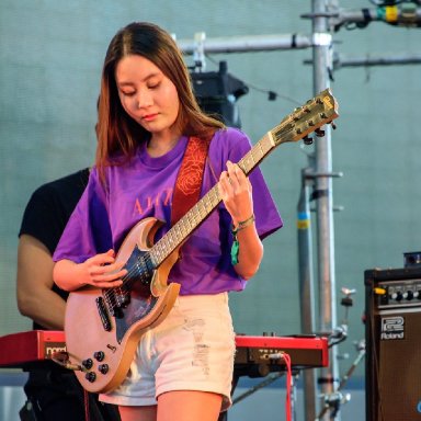 ลูกหวาย Lookwai Aliz