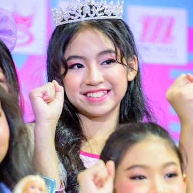 Khaimoog CNY ไข่มุก ชนัญญา