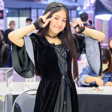 Khaimoog CNY ไข่มุก ชนัญญา