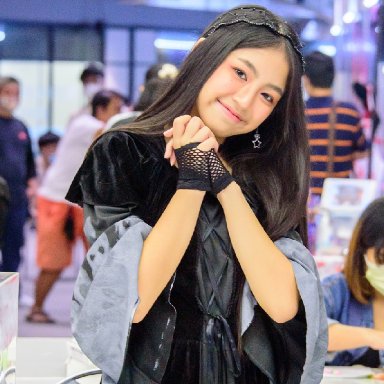 Khaimoog CNY ไข่มุก ชนัญญา