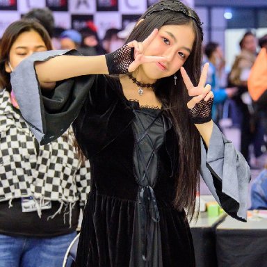 Khaimoog CNY ไข่มุก ชนัญญา