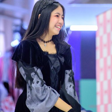 Khaimoog CNY ไข่มุก ชนัญญา