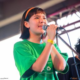 ปันปัน ยีย์ยีย์